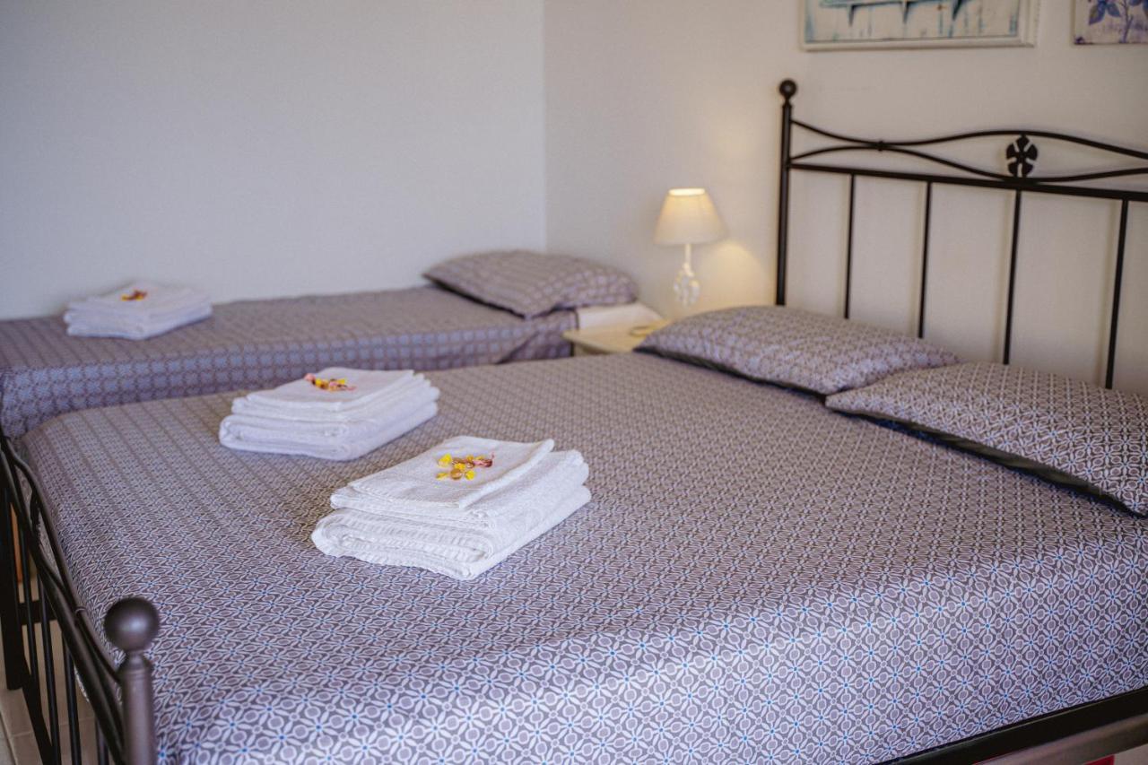 S'Ard Guest House Sassari Buitenkant foto