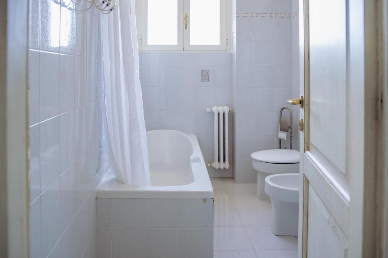 S'Ard Guest House Sassari Buitenkant foto